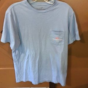 Vineyard vines tee